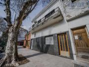 PH a la venta en 1er piso por escalera, Monoambiente...