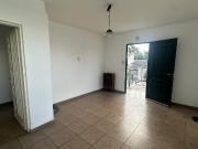 PH A MEDIA CUADRA DE LA BAJADA DEL CERRO