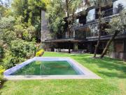 Casa en renta en Av?ndaro con alberca y vista al bosque