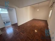 PH de 3 Amb, con balcón frente, primer piso x escalera,...