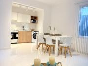 PH de tres ambientes con dependencia. Solo dos unidades....