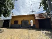 PH en 56 entre 22 y 23, Dos dormitorios y Cochera....