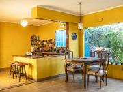 PH EN VENTA al frente con patio y cochera