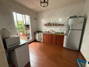 PH EN VENTA LA PLATA 3 DORMITORIOS Y PATIO