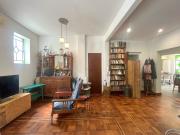 PH en venta super amplio y super luminoso en el barrio...