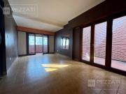 PH en venta Z/Chauvin, dos balcones y pequeño patio. muy...