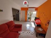 PH tipo casa en venta, Asborno 295, Escobar Centro. APTO...