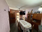 PH TIPO CASA EN VENTA DE TRES DORMITORIOS EN 25 57 Y 58