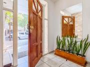 PH tipo departamento muy luminoso en Monte Castro