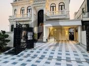 Phase 4 block ff 1kanal house available