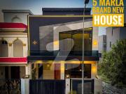 Phase 9 Town Modern House P
