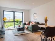 Phoenix 1 bed apartment to rent £1,075 pcm £248 pw