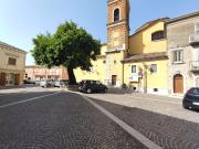 Piazza della Libertà Centro Storico 7 vani 195mq