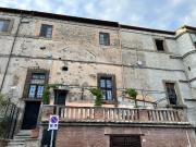 Piazza Giovanni XXIII 27 7 vani 250mq