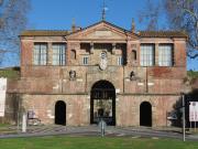 Piazza Napoleone trilocale 22mq