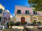 Piazza Trieste 8 6 vani 248mq