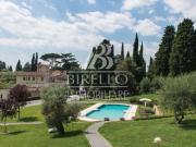 PIAZZALE MICHELANGELO in signorile villa con piscina e...