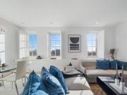 Piccadilly, Mayfair, 2 Bedroom Flat