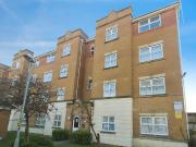Pickfords Gardens, Slough SL1, 1 bed flat to rent,...