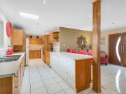 Picture Perfect Entranceway/As New/Renovated Home The...