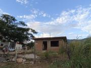 Pie de casa en esquina en Nueva Jerusalem