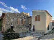 Pierrefeu du var jolie maison avec garage et annexes à...