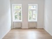 Pieschen: 3 Zi. Wohnung mit Balkon und Stellplatz