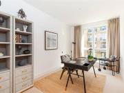 Pinewood Gardens, Teddington, Middlesex TW11, 3 bedroom...