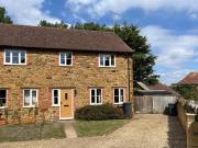 Pinfold Green, Manor Cottages, Badby, 2 Bedroom End