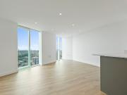 Pinnacle Apartments, Saffron Central Square, Croydon...