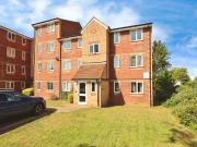 Pioneer Way, Watford WD18, 1 bed flat to rent, £1,350...