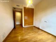 Pisazo de 4 dormitorios, piscina, pádel, a 300 metros de...