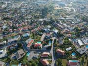 Moradia individual T4 de luxo com piscina em Braga