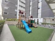 Piscina, zona de parrillas, yoga, sum! J.A