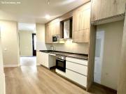 Piso a estrenar con balcones a calle peatonal en...