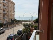 Piso a la venta en primera línea lateral con vistas al mar!