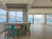 Piso alto con vista al mar y amplia terraza