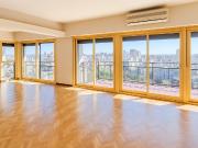 Piso alto muy luminoso de 3 dormitorios con vistas...