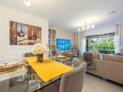 Piso, Benatalaya, Estepona