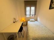 Habitación en piso compartido de 4 habitaciones en...