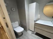 PISO COMPLETAMENTE REFORMADO EN ARABIAL CON COCHERA