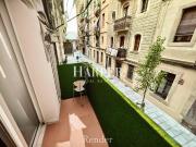 Piso con 2hab en Barceloneta con un balcon