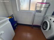 Piso con 3 dormitorios,2baños.COCHERA.Urbanización...