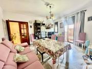 PISO CON 3 DORMITORIOS, COCHERA CERRADA PARA 2 COCHES