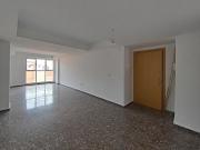 Piso con garaje en C/ Plátanos Valencia