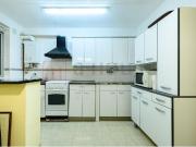 PISO CON MÚLTIPLES POSIBILIDADES A POCOS METROS DEL PARK...