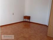 Piso con necesidad de mejoras