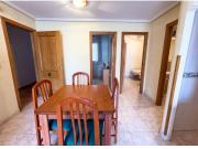 Piso con terraza y acceso PMR en zona Caballero de Rodas...