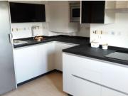 Piso con trastero y piscina comunitaria. Plaza de...