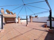 Piso de 100m2 útiles con terraza de 109m2, distribuidos...